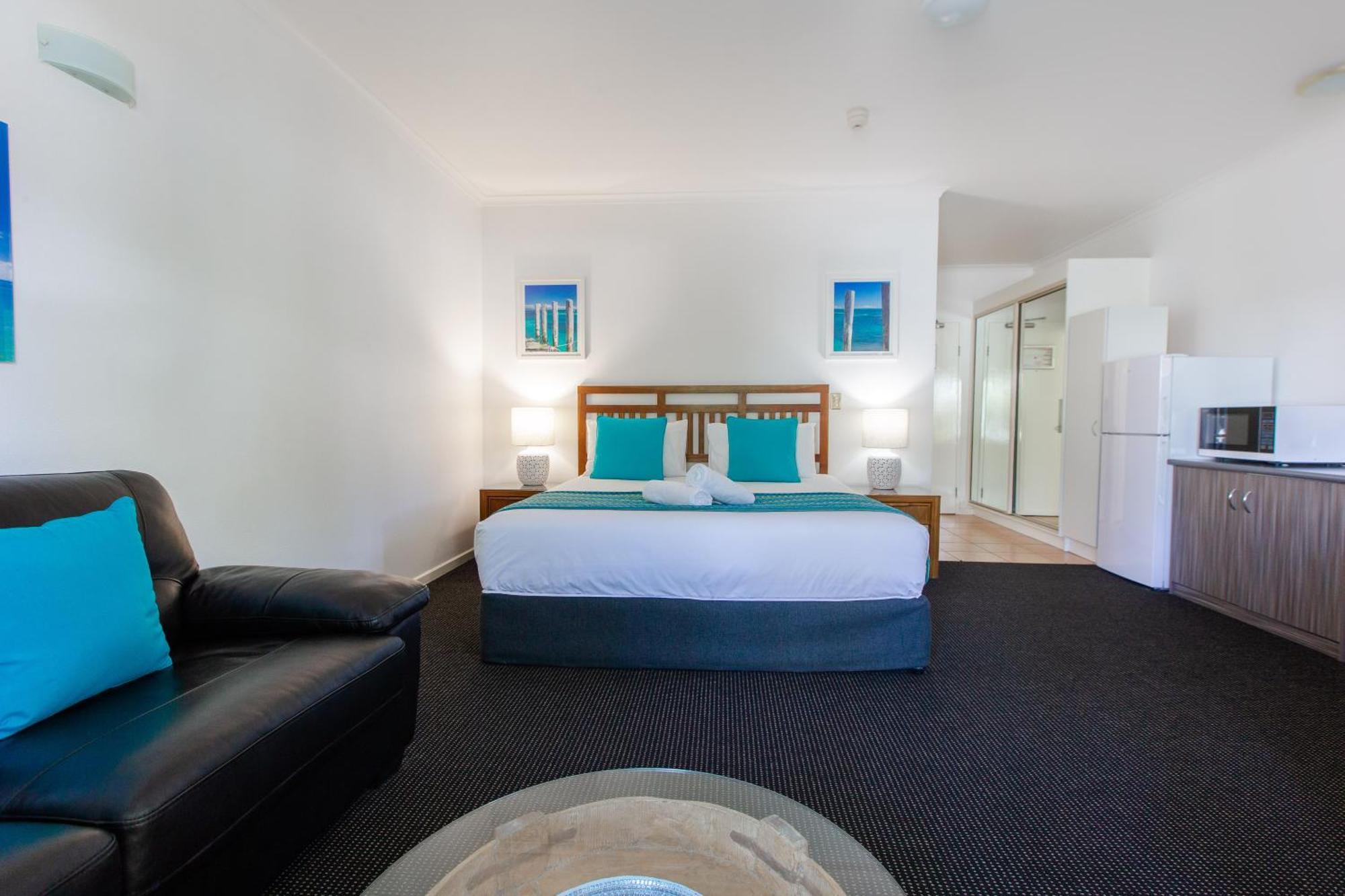 Sonia'S At Ramada Resort Free Wifi Port Douglas Room photo