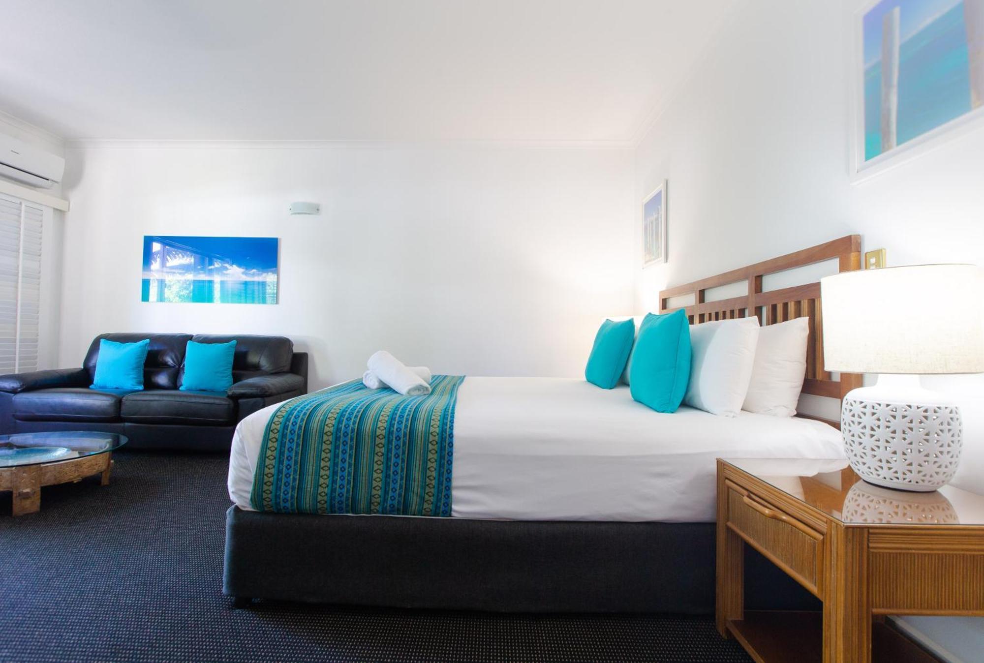 Sonia'S At Ramada Resort Free Wifi Port Douglas Room photo